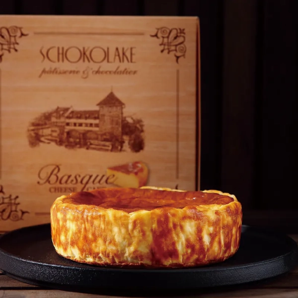 2026熱門母親節蛋糕推薦 🍫 5. 巧克力雲莊 焦香巴斯克乳酪蛋糕