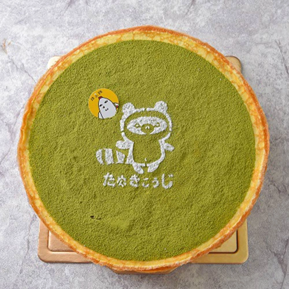 狸小路的千層蛋糕口碑爆棚，餅皮薄透、鮮奶油滑順不膩