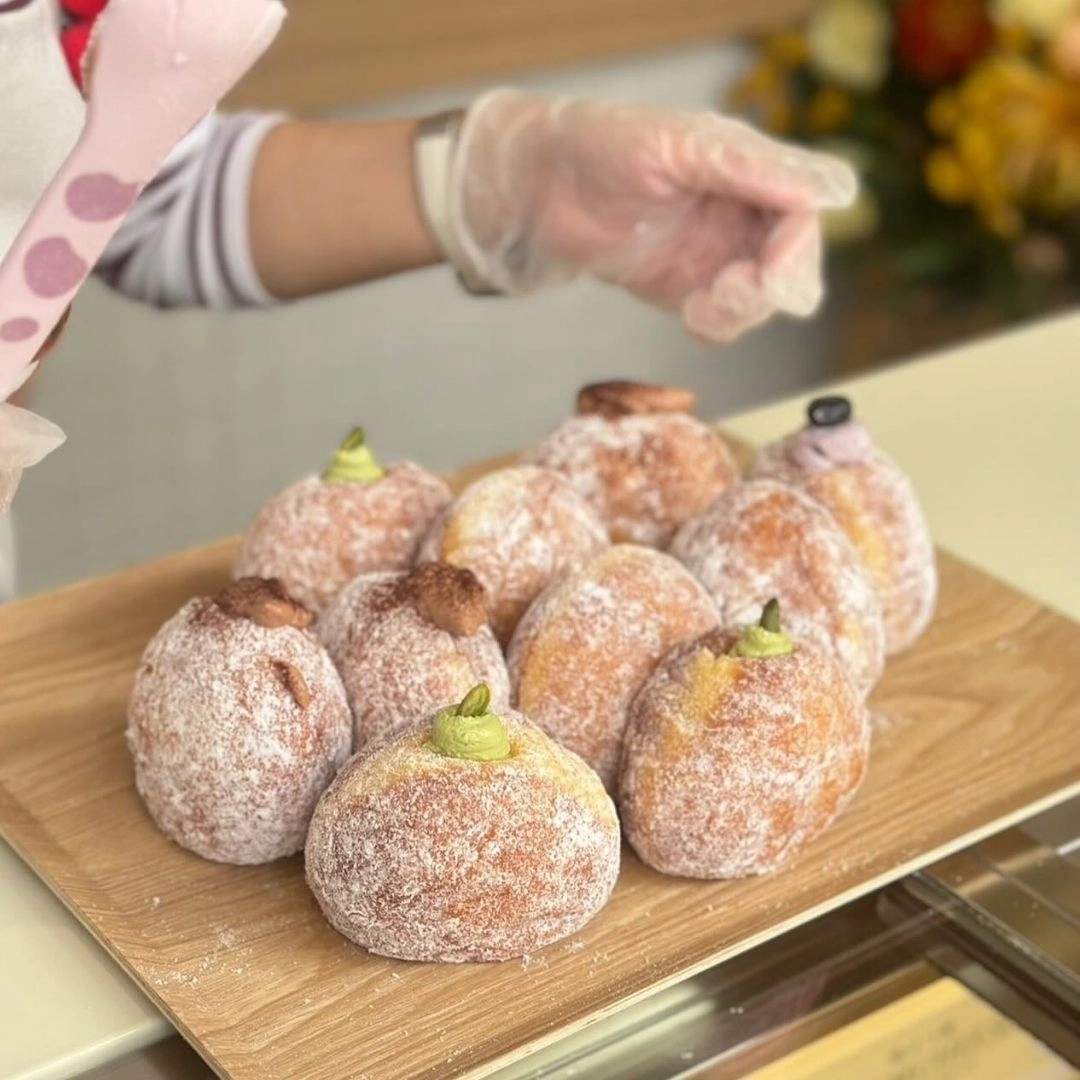 台南開心果甜點推薦:Born Donut 生甜甜圈專門店